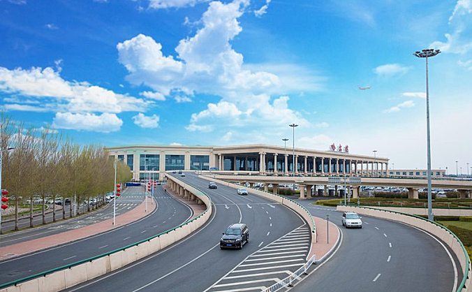 哈机场二期扩建项目首个工程开工