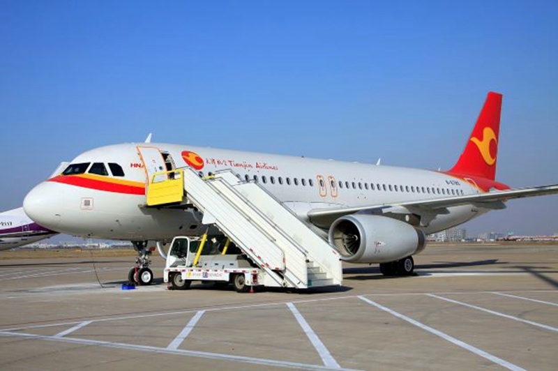 机上旅客命悬一线 天津航空机组万米高空紧急救治
