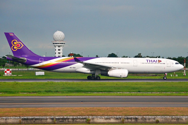 泰国：免核酸开放首日逾2万航空旅客入境