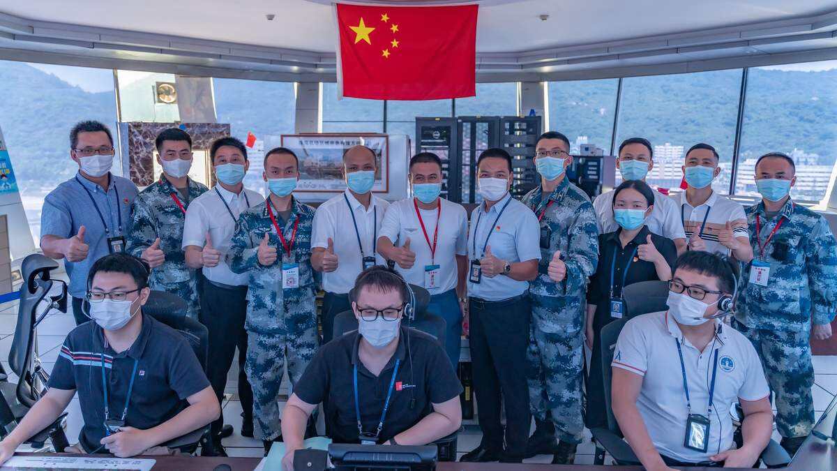 “红鹰”飞抵珠海！——民航珠海空管站顺利保障首批航展飞行表演队到场
