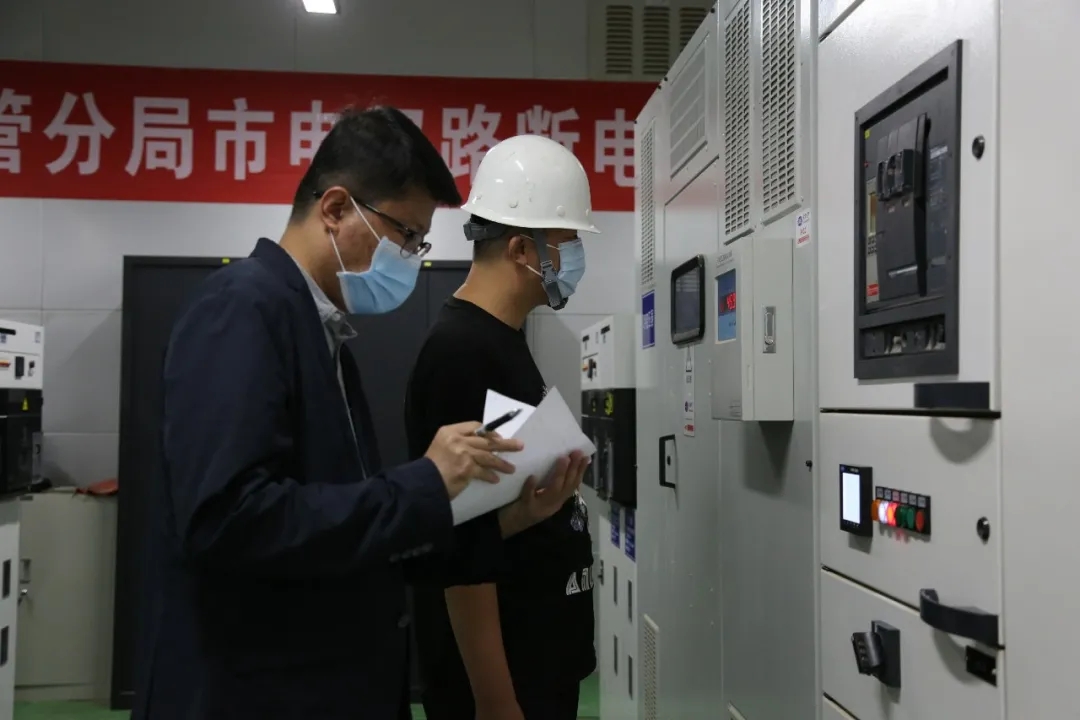 宁夏空管分局圆满完成机场供电设备预防性试验期间的安全保障工作