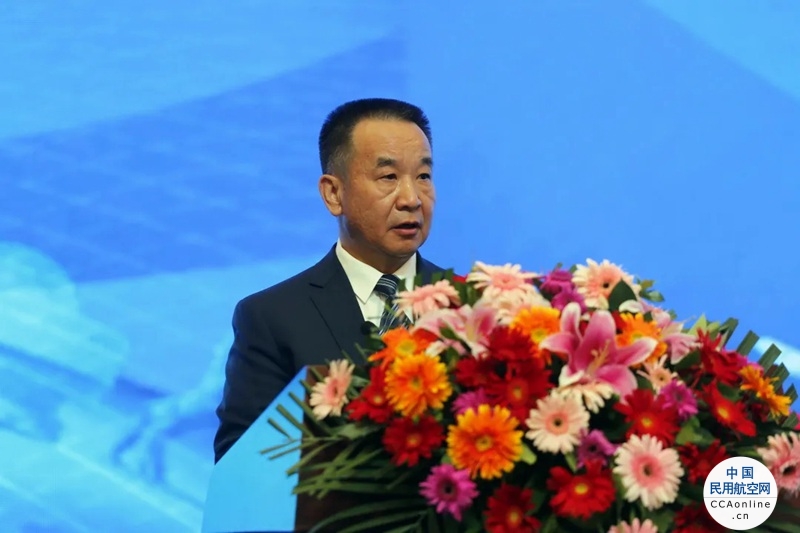 2021首届中国支线航空发展峰会在鄂尔多斯召开