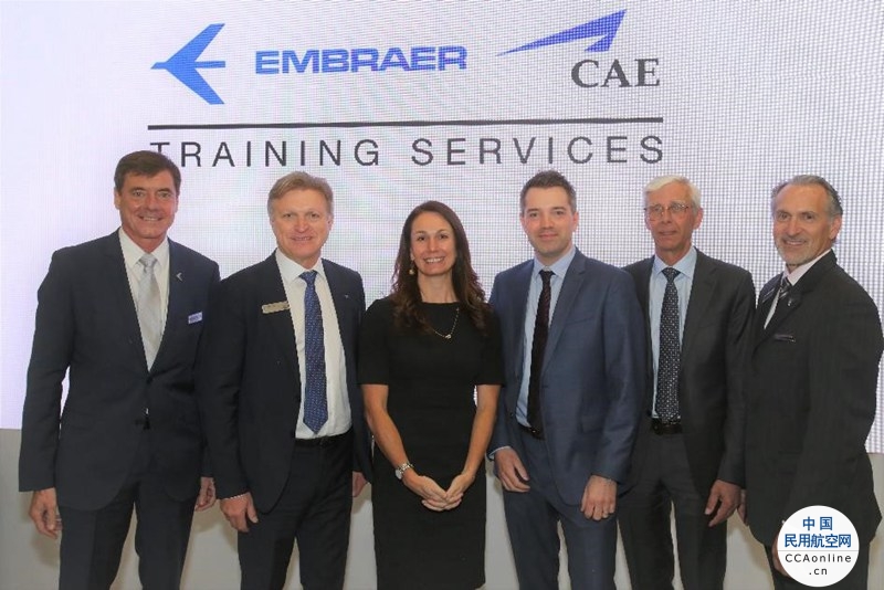 巴航工业与 CAE 为美国市场推出全新飞鸿300全功能飞行模拟机