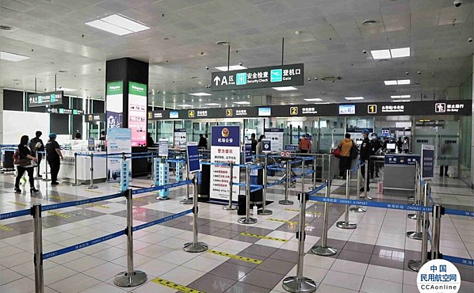 便利老年旅客出行 国内机场均设置人工服务台