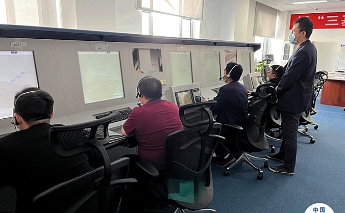 新疆空管局空管中心区域管制中心圆满完成管制扇区调整工作
