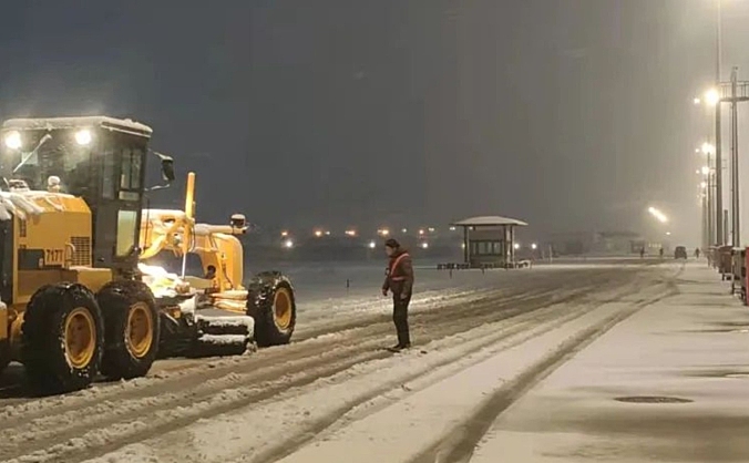 合肥机场因大雪暂时关闭