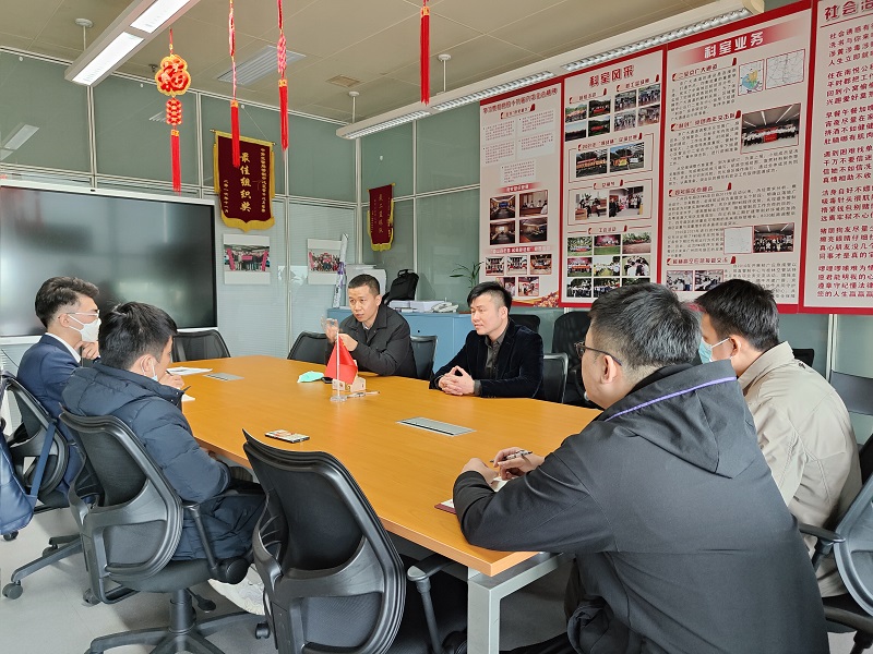 中南空管局管制中心京广大通道“为行”青年突击队召开第三次阶段工作会议