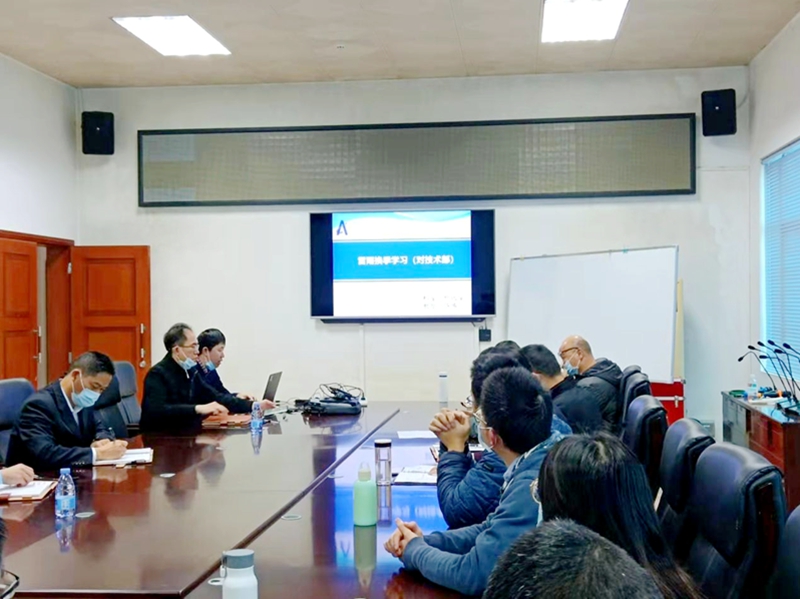 湛江空管站技术保障部开展雷雨季节换季培训