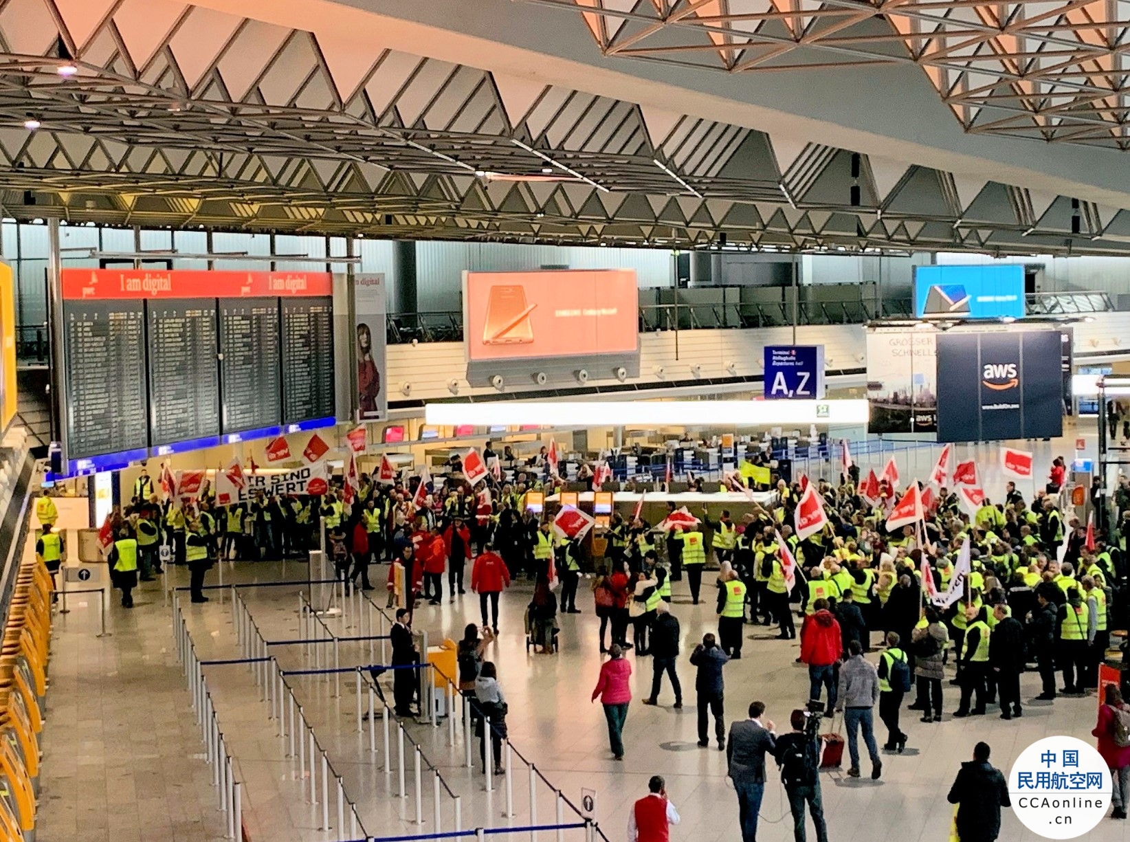 德国多个机场职员罢工，致旅客无法登机