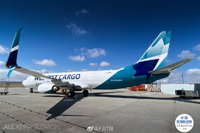 西捷航空货运部门WestJet Cargo的首架飞机亮相