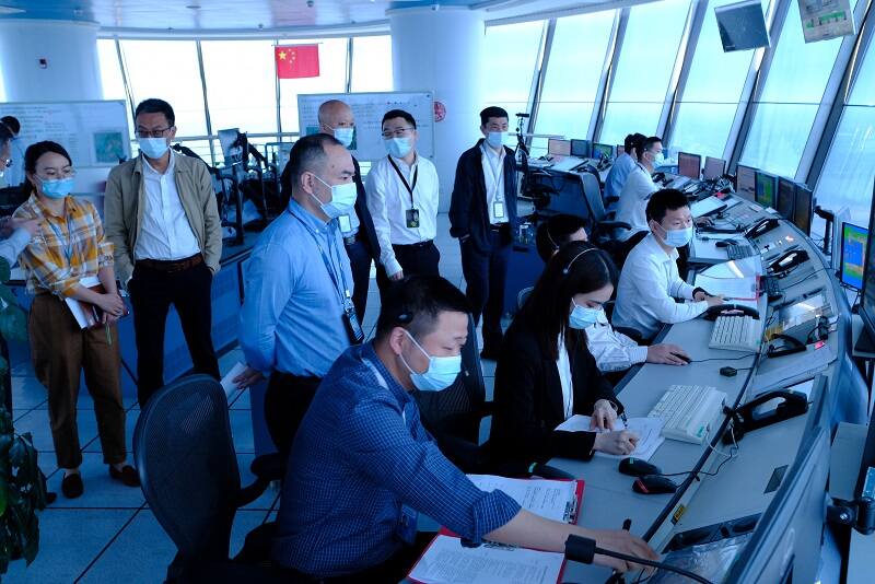 应急演练筑屏障，疫情防控不放松

——湖北空管分局开展疫情应急接管实战演练