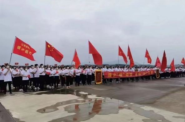 江西机场集团顺利完成江西援沪医疗队返赣包机保障