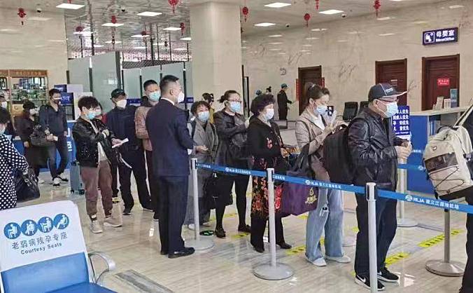 黑龙江省建三江机场恢复客运航班运行