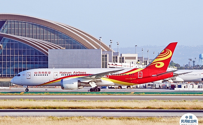 经过两年多的限制，更多的中国航空公司将增加国际航班