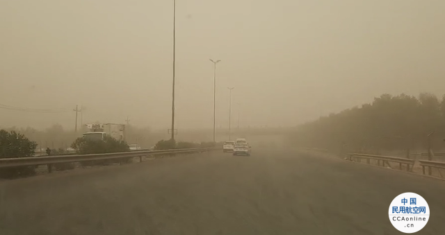 伊拉克首都再遭沙尘暴袭击，巴格达机场停运