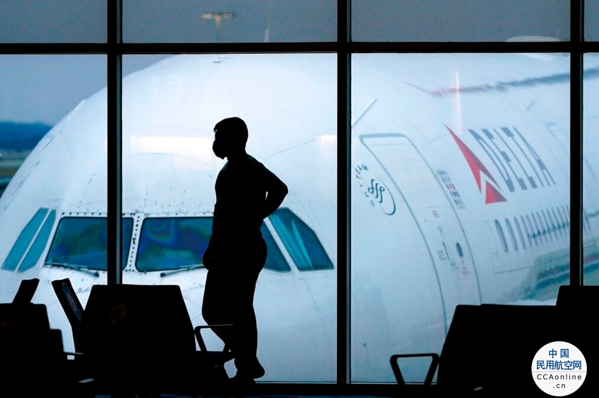 美国主要航空公司确认，旅客购票可选“X性别”