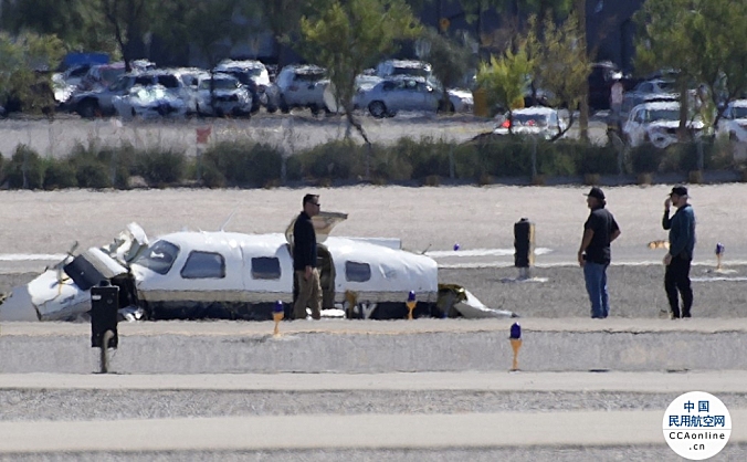 美国两架小型飞机在拉斯维加斯机场相撞，致4人死亡