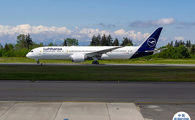 汉莎航空将接受首架波音787客机