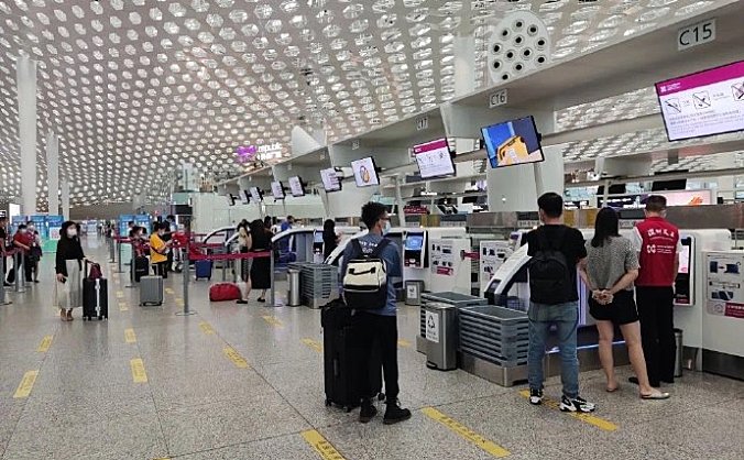 深圳机场有序恢复航班运行