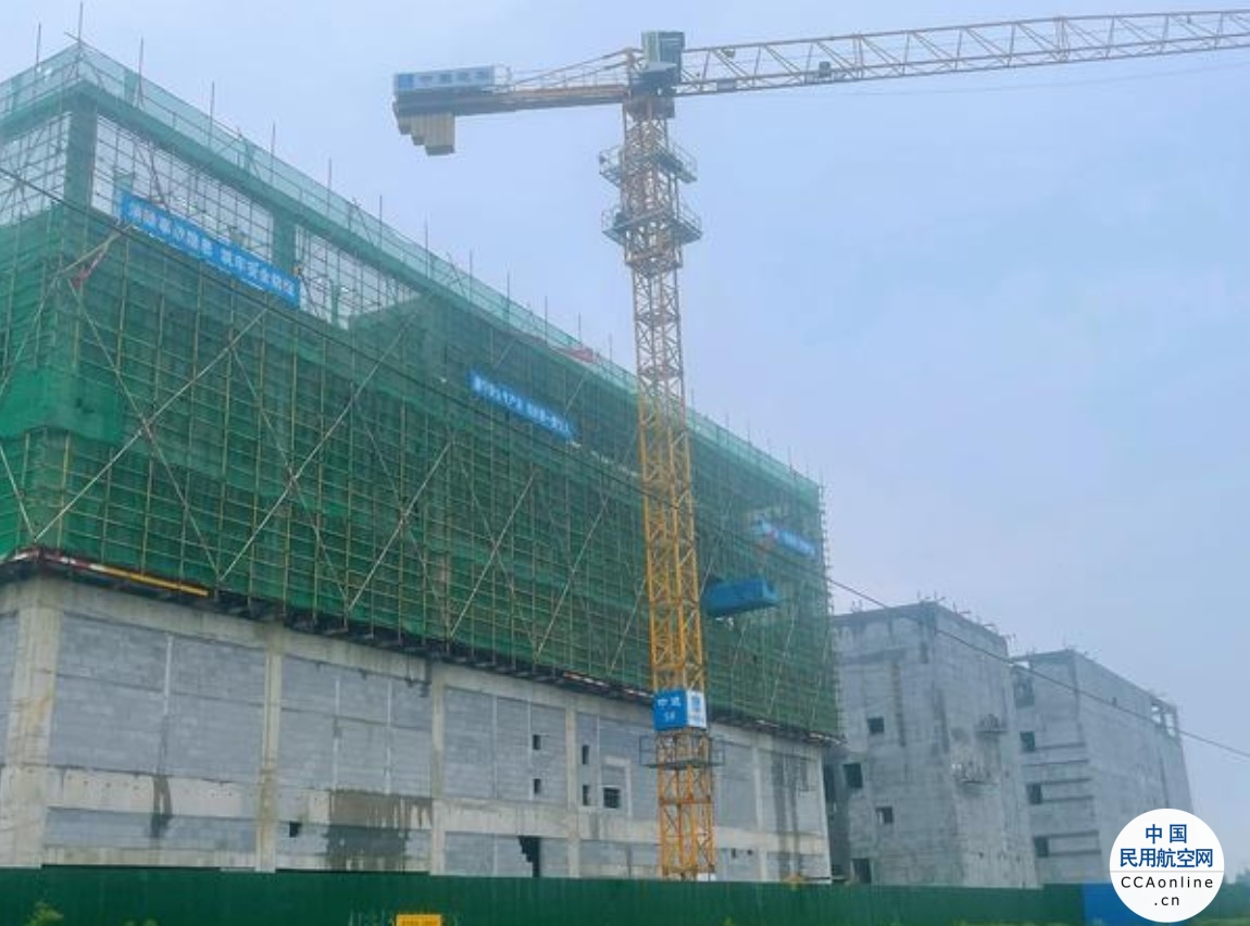 中国电信郑州航空港数据中心项目主体结构封顶