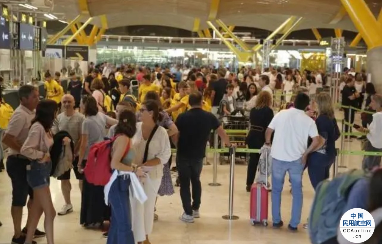 受罢工影响，西班牙多家航空公司航班延误超200架次