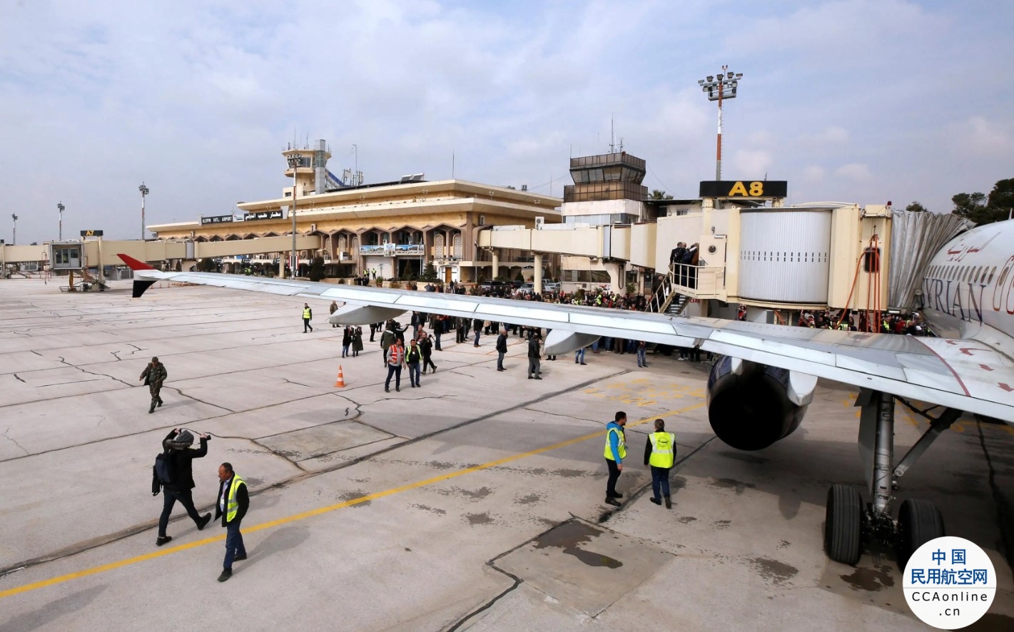 叙利亚阿勒颇机场遭以色列导弹袭击 暂停运营