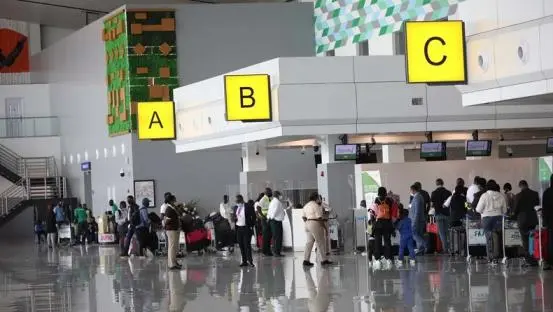 空中管制人员罢工 非洲多个机场陷入瘫痪
