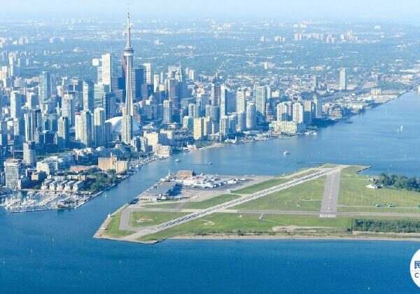 加拿大多伦多一机场因发现可疑包裹暂停运营2022年10月24日10月14日