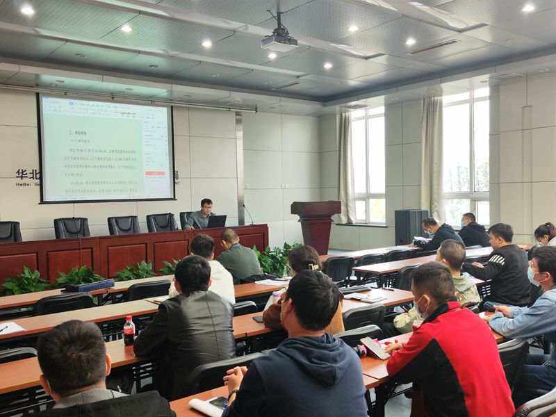 河北空管分局塔臺管制室做好跑道安全工作