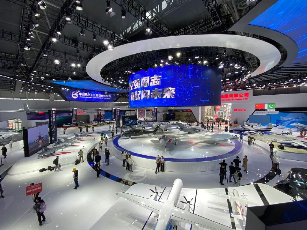 中国航发多款新型航空发动机亮相第十四届中国航展