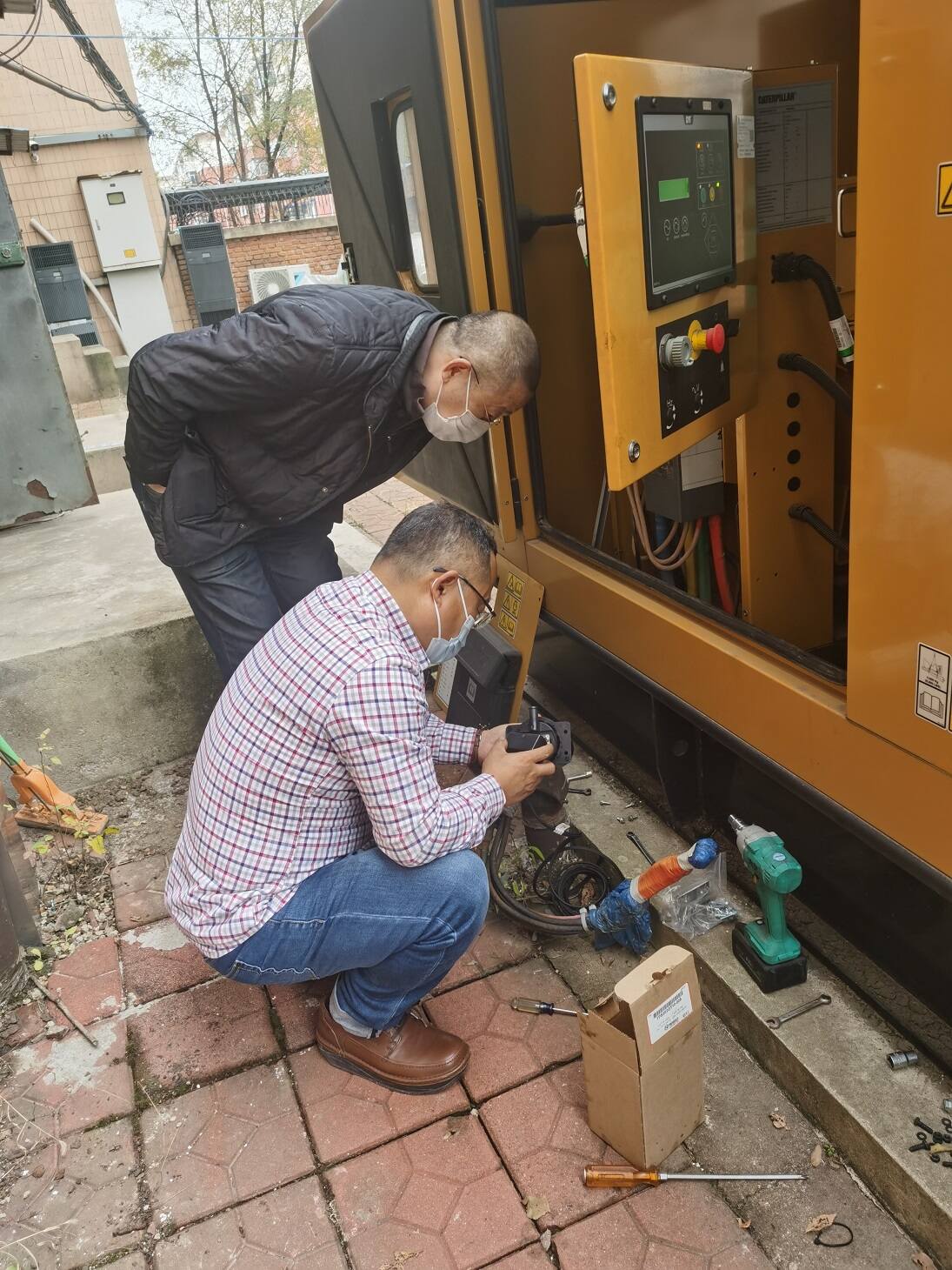 冬季油机保养 确保通信畅通