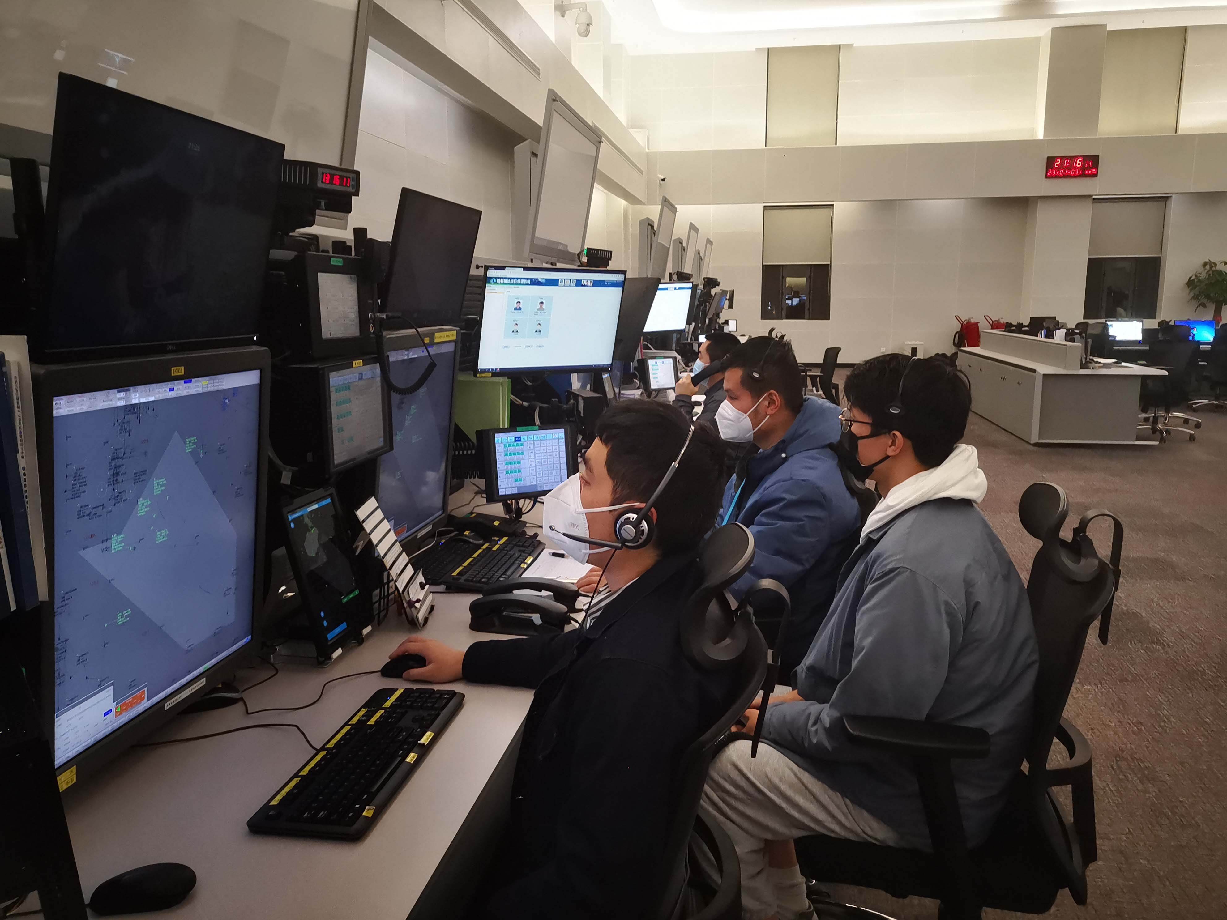 海南空管分局三亚区管中心紧急响应马尼拉空管服务中断，指挥改航逾260架次