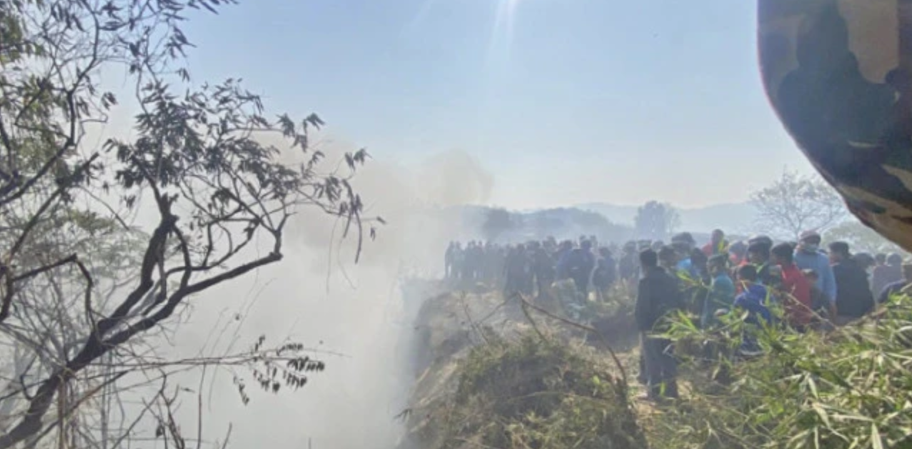 尼泊尔一客机坠毁 机上载有68名乘客和4名机组人员