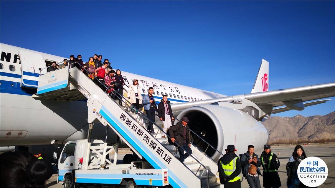 2022年西藏民航旅客吞吐量334.6万人次