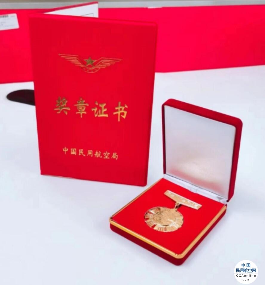 安全飞行数十载，不悔初心砥砺前行 海南航空51名飞行员荣获中国民航安全飞行奖章 - 中国民用航空网