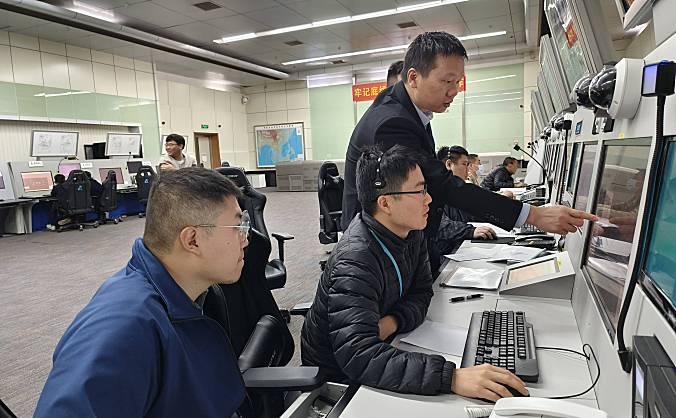 海南空管分局三亚区域管制中心顺利完成扇区调整首轮培训工作