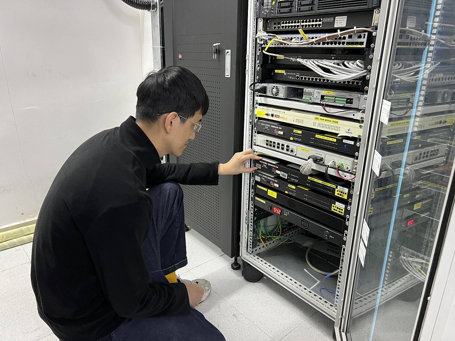 关口前移控风险,主动作为保安全——汕头空管站气象设备管理室多措并举做好外场施工保障工作 - 中国民用航空网