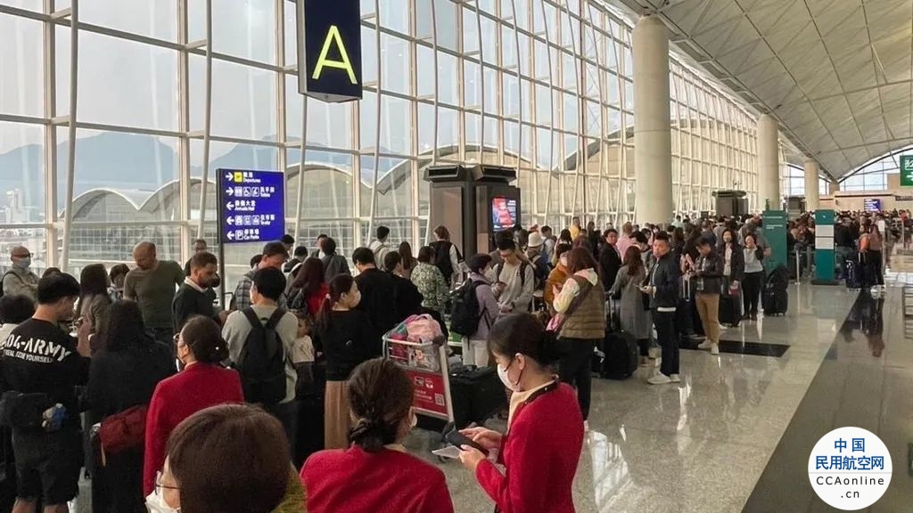 ﻿香港机场电脑系统故障 大批旅客一度滞留
