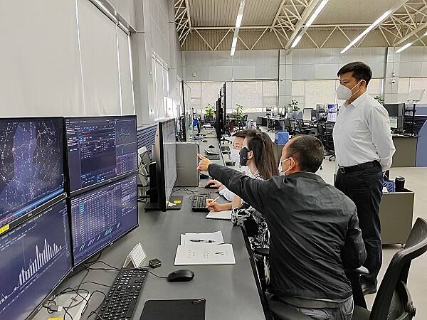 中南空管局管制中心流量管理室与新疆空管局流量管理室开展业务交流学习 - 民用航空网