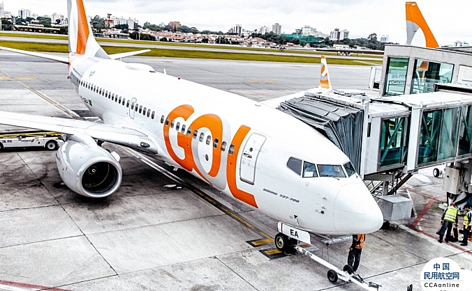一飞机发动机起火 巴西里约热内卢桑托斯·杜蒙特机场暂时关闭