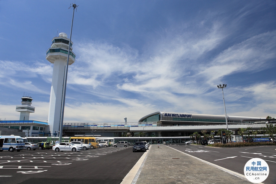 台风“卡努”逼近韩国 济州机场取消137架次航班
