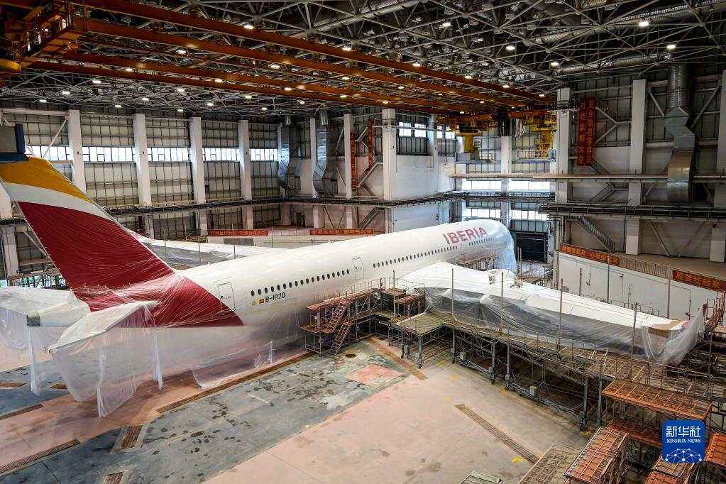 海南自貿港承接首單A350機型飛機整機噴涂業務