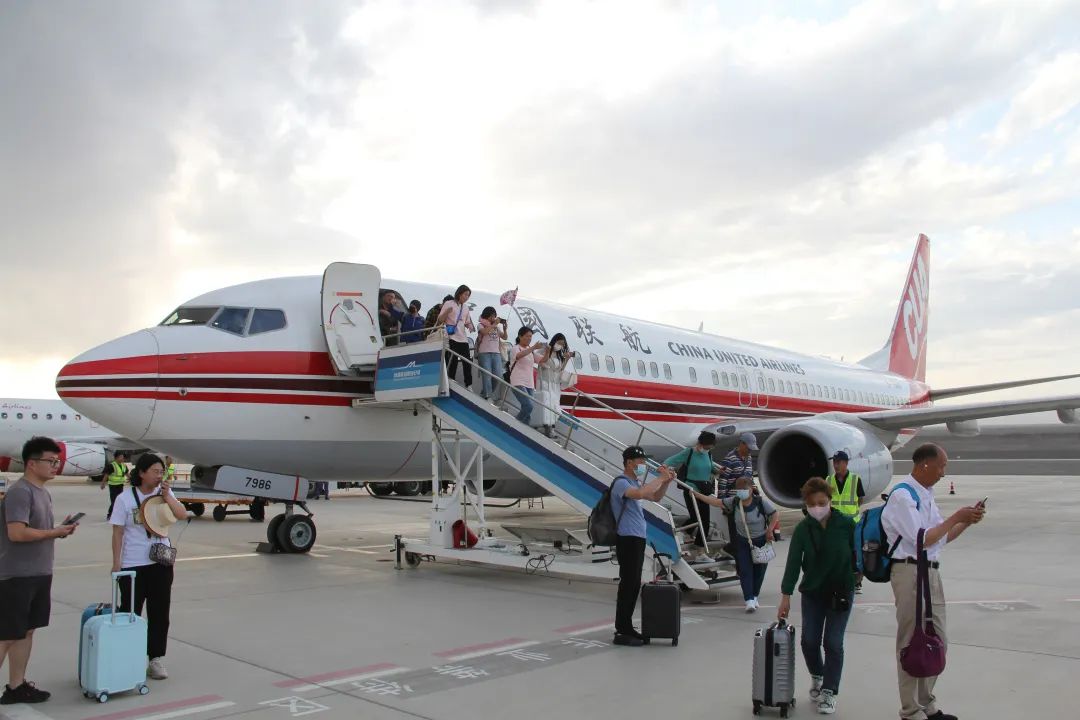 吐鲁番交河机场恢复“北京-吐鲁番”旅游包机往返航线