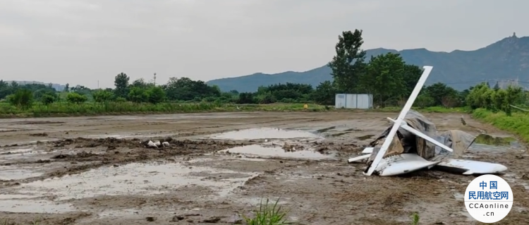 江蘇鎮江一小型飛機墜落農田，應急局：系民用機故障迫降，機上有2人受傷