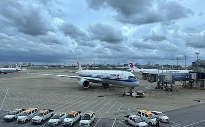 台风来袭“航变”频发 旅客请关注航班信息 谨防航班诈骗
