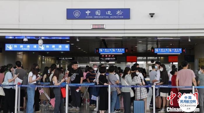 天津机场口岸出入境客流持续攀升 7月以来超11万人次通关