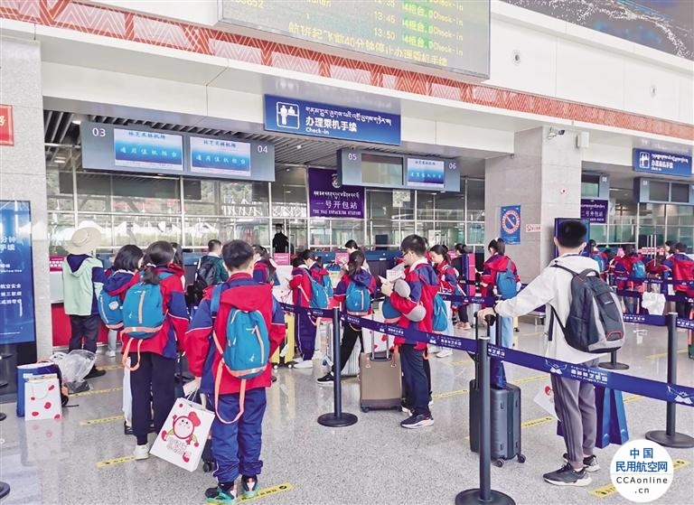 西藏林芝米林机场单日旅客吞吐量创历史新高