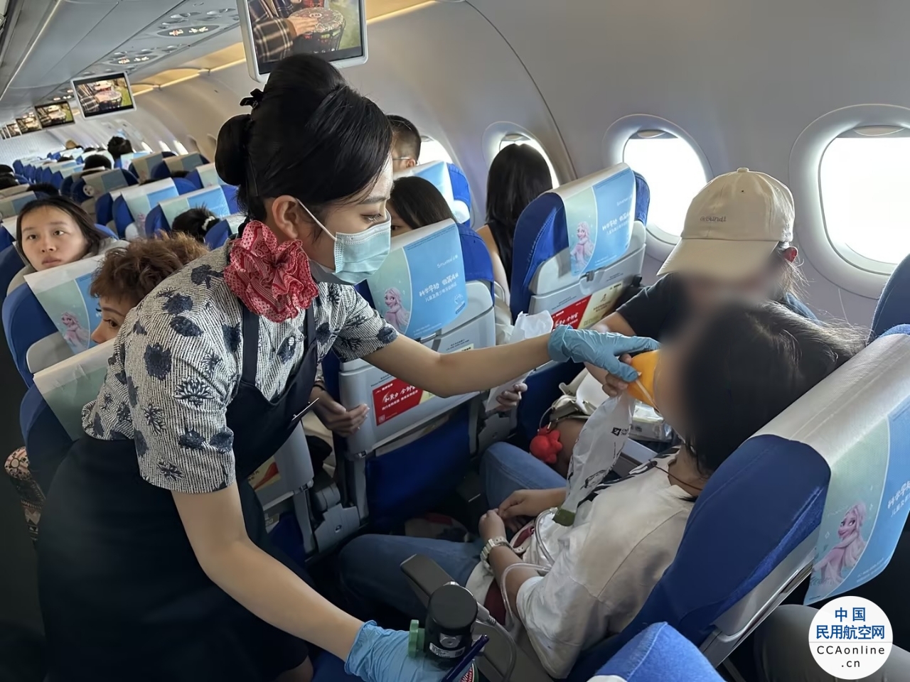 机上急症小旅客转危为安 东航提醒您出行做好健康管理