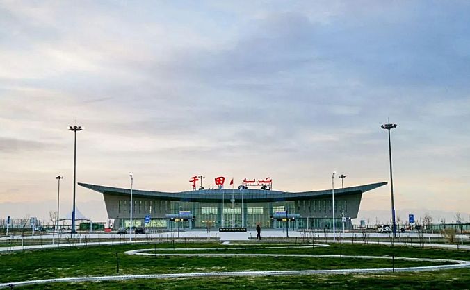 【喜讯】新疆于田万方机场旅客吞吐量突破10万人次