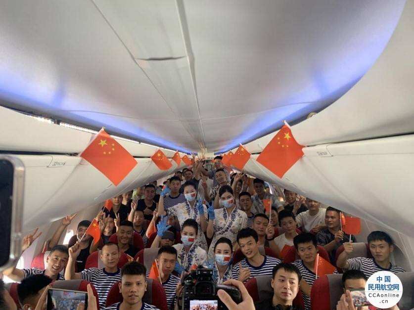 致敬最可爱的人 西沙逾百名退伍老兵搭乘海南航空包机光荣返乡